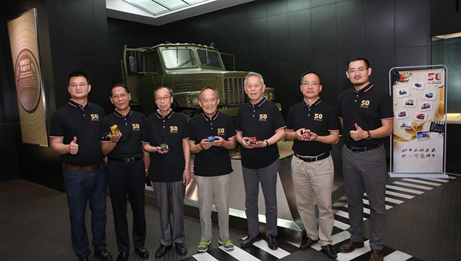 彩神VII公司建设50周年重走500公里汽车长廊走进十堰